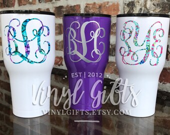 Vine Monogram RTIC Tumbler / Vine Monogram Cup / Vine Monogram Tumbler / Mother's Day Gift Idea