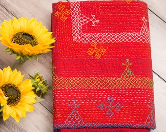 Red Indian Kantha Quilt , Boho Indian Handmade Twin Bedding , Bohemian Kantha Stitch Dorm Bedding Ralli Gudari Bedspread Throw Blanket