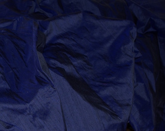 Silk Dupioni in Navy Blue, Fat quarter - D 172