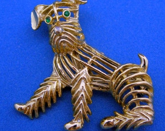Vintage Gerry's Gold Tone Figural Terrier Dog Pin Brooch Green Rhinestone Eyes