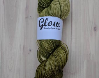 Golden Pear single skein
