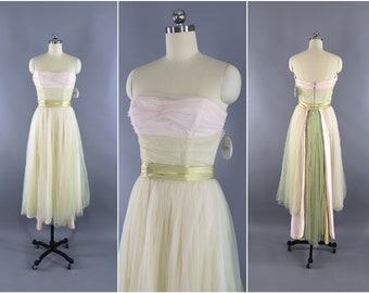 Vintage 1950s Party Dress / 1950s Formal Dress / Wedding Dress / Spring Green & Blush Tulle / Satin Train / Vintage Prom Dress /