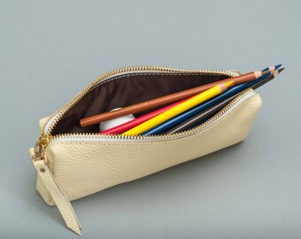 Personalized leather cosmetic pouch leather cosmetic bag cosmetic bag leather pouch make up bag leather make up zipper pouch gift for her l