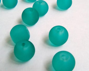 10 frosted 10mm blue green glass beads