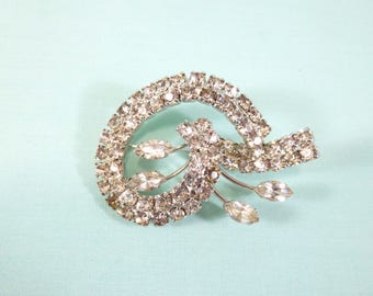 Vintage brooch - silver enameled metal with clear round and marquise rhinestones