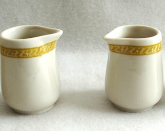4 Vintage Sterling China Restaurant Ware Individual Creamers Mustard Color Trim