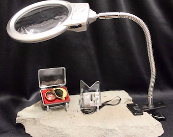 3 Coin Magnifier Inspection Kit Microscope LED Magnifying Glass Lens Currency Jewelers Loupe Stamps Beading Sewing Model Tatting Electronics