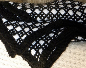 Snunny in Black and White (Baby Blanket)