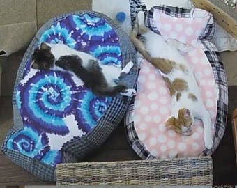 Rectangle or Fish Shaped Cat Bed