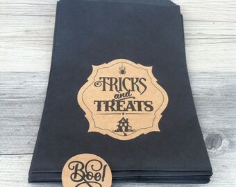 Halloween Favor Bags with BOO sticker seals - 6"x9" Vintage style Kraft & Black - Tricks and Treats bags - Candy/Thank You Bags - Set of 12