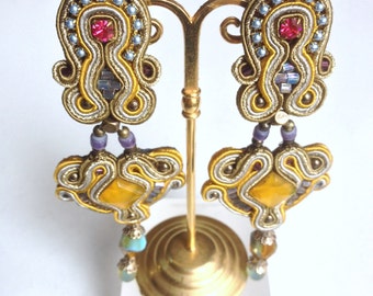 Earrings clips trimmings Dori Csengeri, authentic, vintage but new, french jewelry, accessories fashionista
