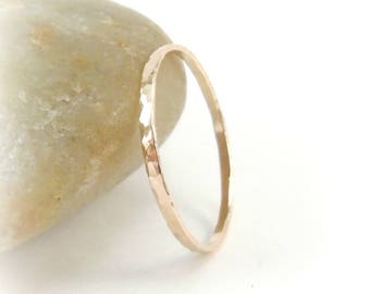 Hammered Gold Band Ring, 14K Gold FIlled Ring, Gold Stacking Ring, Thin Gold Ring, Skinny Gold Ring, Woman's Ring, Midi Ring, Knuckle Ring
