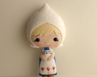Dutch Girl pdf Pattern - Instant Download