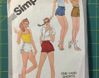 Miss Size 8 One-Yard SHORTS Simplicity 5110 Sewing Pattern