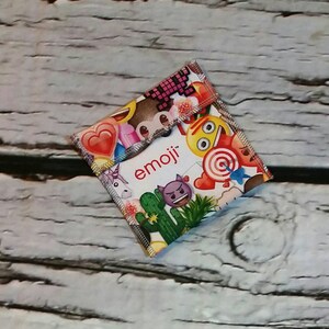 1 Eco Friendly Pad Wrapper, Pad Pocket, Wet Bag, Snack Bag, Gift Bag