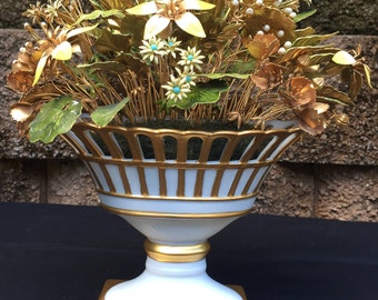 Jane Hutcheson - Floral Center Piece