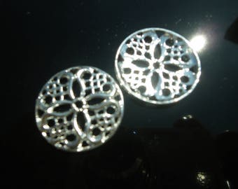 4 round ethnic connectors silver