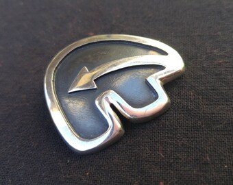 Southwest Navajo bear pin. Signed s/s inside deer Martin & Denise Stecher Southwestern Silversmith Native American inspired Sterling Silver