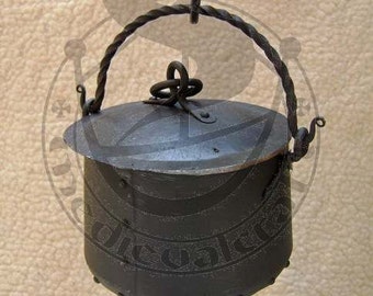 Forged metal cauldron 3L