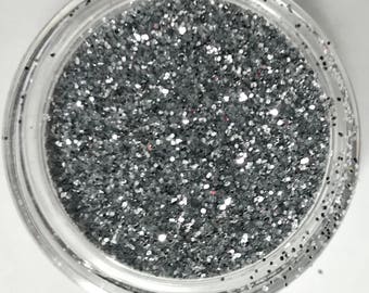 Silver Edible Glitter, 6 Grams