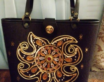 Vintage Enid Collins Sophistikit black and gold purse