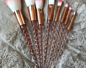Aquarium Crystal Glittery Makeup Brushes Set 8pcs Unicorn Brush Makeup Brush Set Nylon Hair Eyebrow Eyeshadow Powder Brush Rose Golden