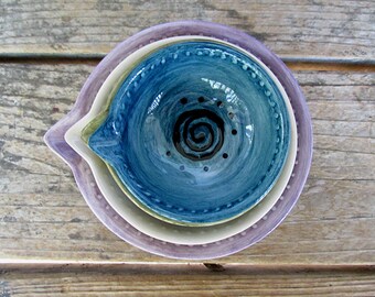 You design custom ceramic pottery measuring cups baking cooking prep bowls set of 4