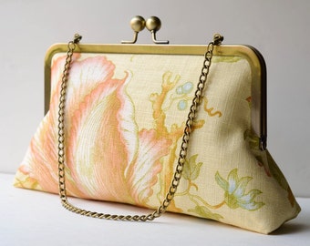 Tulip Bloom Clutch: Kisslock Frame Purse for wedding / bridal / party