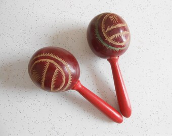 Vintage Set of 2 Maracas Mexican Maracas Spanish Maracas Precussion Instrument Tested and Works 60's to 70's Era