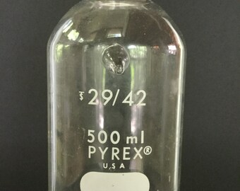 Large Vintage Pyrex Lab Beaker
