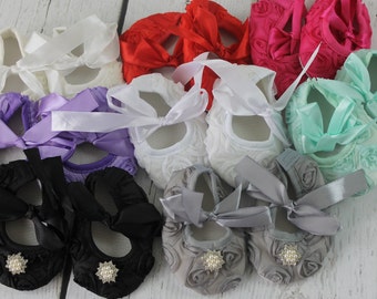 White Baby Crib Shoes White Soft Soled Shoes White Newborn Shoes White Baby Girl Shoes Christening Wedding 1st Birthday Cake Smash Shoes