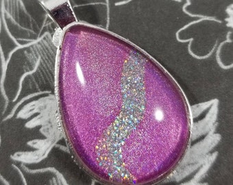 Teardrop Pendant, Holo Indie Polish