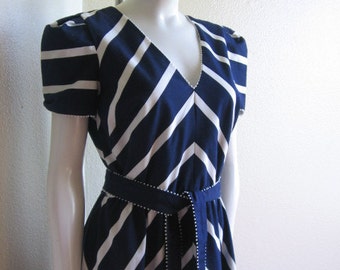 vintage 1980s chevron striped dress- Adde II California blue & white dress s/m