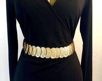 1980 Vintage Belt in golden elastic metal
