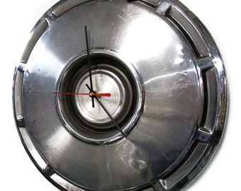 1975 - 1976 Chevrolet Impala Hubcap Wall Clock