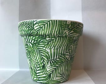 Green Palm Leaf Terracotta Plant Pot Indoor Outdoor Large 21cm