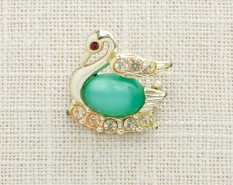 Gold Green Swan Brooch Vintage Rhinestone Cabachon Broach Costume Jewelry | Vtg Pin 16B