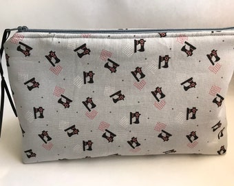 Sewing Machine Zipper Pouch