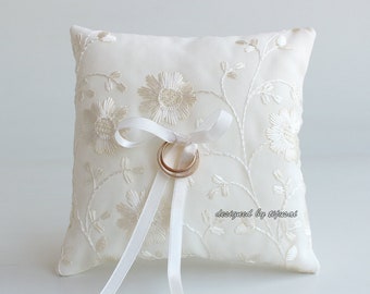 Ivory lace wedding ring bearer pillow-ring bearer, ring cushion, ready to ship