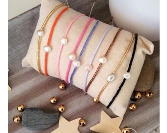 Miyuki "Dew" natural freshwater pearl bRacelet