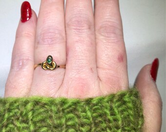 Vintage Snake Ring, 14k Gold Serpent Ring Jade Green Gemstone Size 7