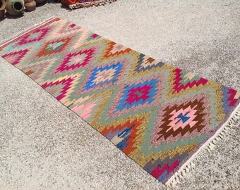 Kilim runner, AZTEC Colorful kilim runner, 109" x 39", Vintage Turkish kilim runner rug, runner, runner rug, hallway runner, bohemian , 121