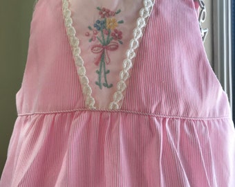Vintage 1960 Tiny Tots Embroidered Bubble Suit. Romper