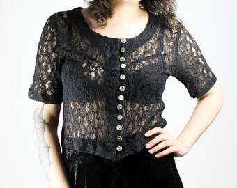 Vintage Spitzen Bluse “GOTH” | Transparent Spitze Shirt Bluse Gothic Punk Grunge Alternativ Schwarz Style Party Knöpfe Victorian Lypsy
