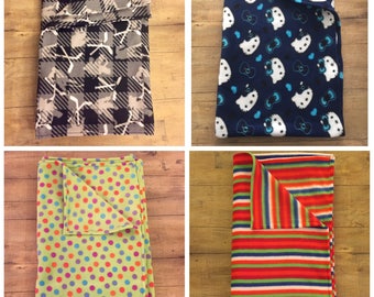 Fleece blanket Large - Hockey, Hello Kitty, Polka Dot, Stripes