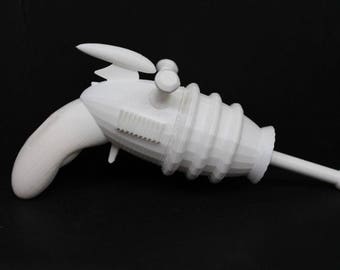 3D Print - Scifi Ray Gun 7'' - Customize!