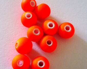 8 pearls fluorescent orange 6mm round