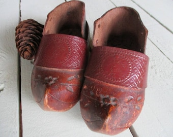 Primitive childrens clogs.Rustic clogs.French clogs.Primitive art.French heritage.Traditional footware.Elf boots.Ideal gift.Cottage chic