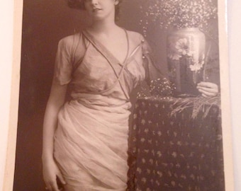 Vintage RP Postcard - Edwardian Actress Miss Gabrielle Ray posted1907