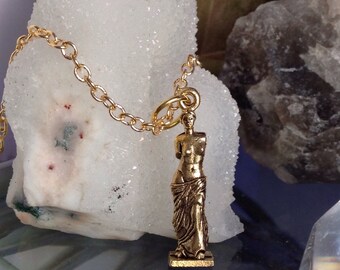 Venus de Milo , Aphrodite statue necklace in silver pewter or gold plated